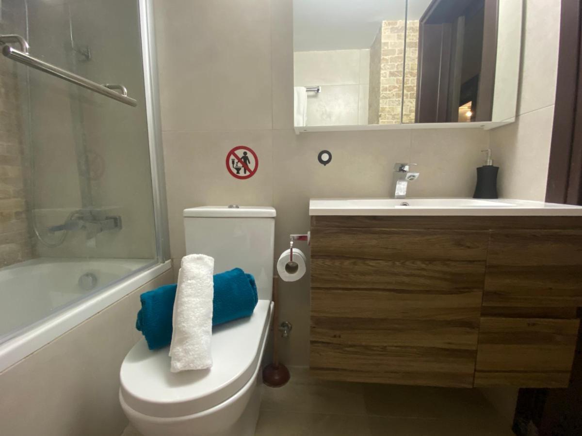 Philip Spacious Apartment Limasol Dış mekan fotoğraf