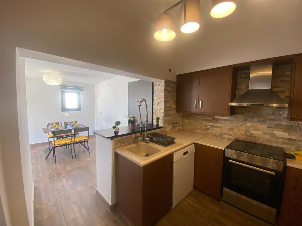 Philip Spacious Apartment Limasol Dış mekan fotoğraf