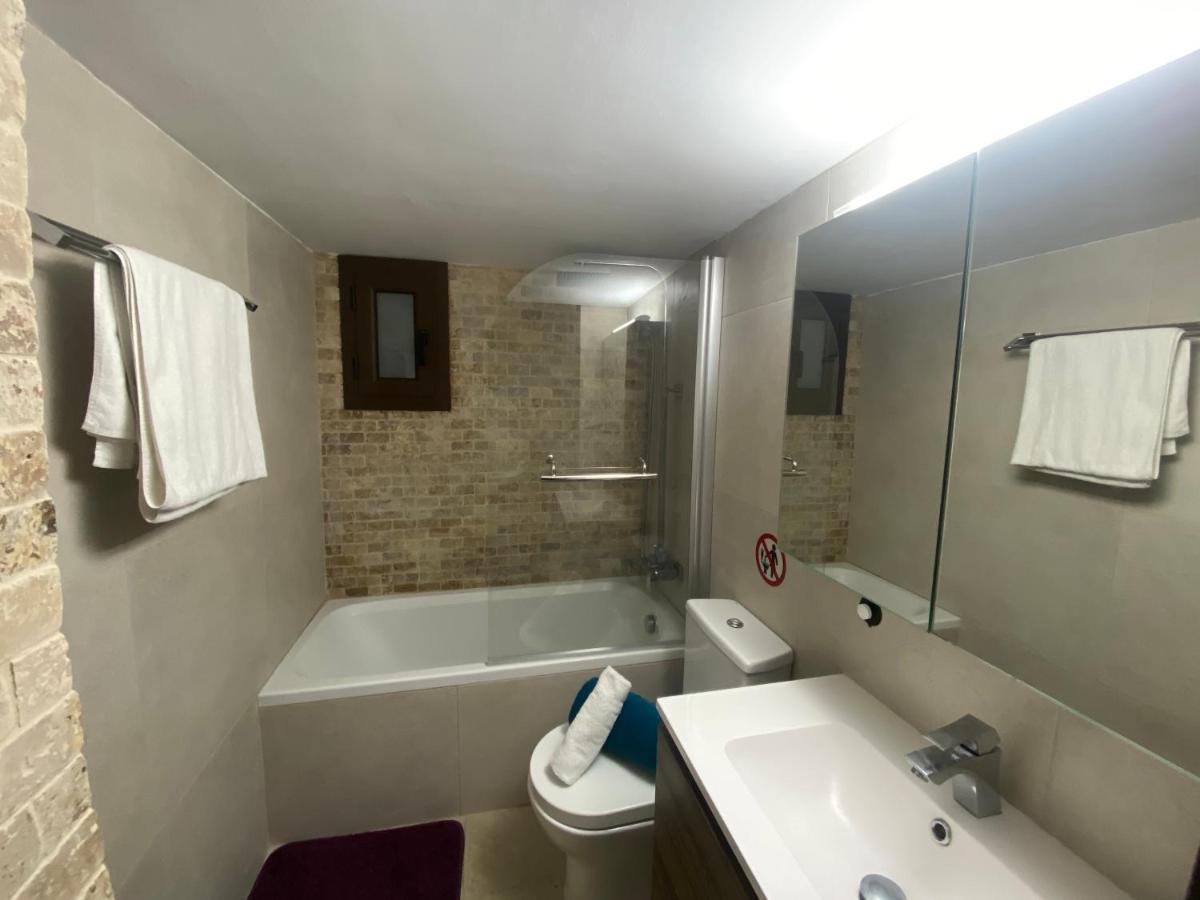 Philip Spacious Apartment Limasol Dış mekan fotoğraf