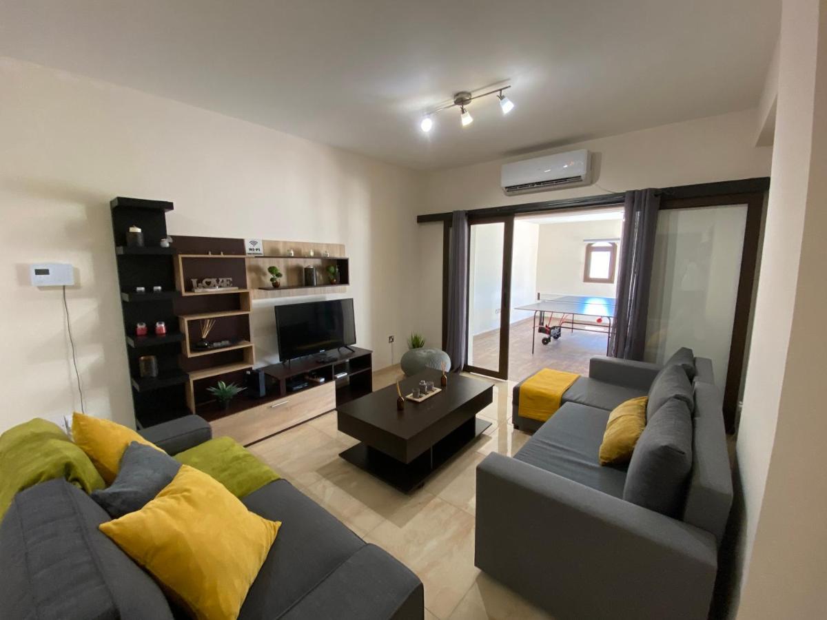 Philip Spacious Apartment Limasol Dış mekan fotoğraf